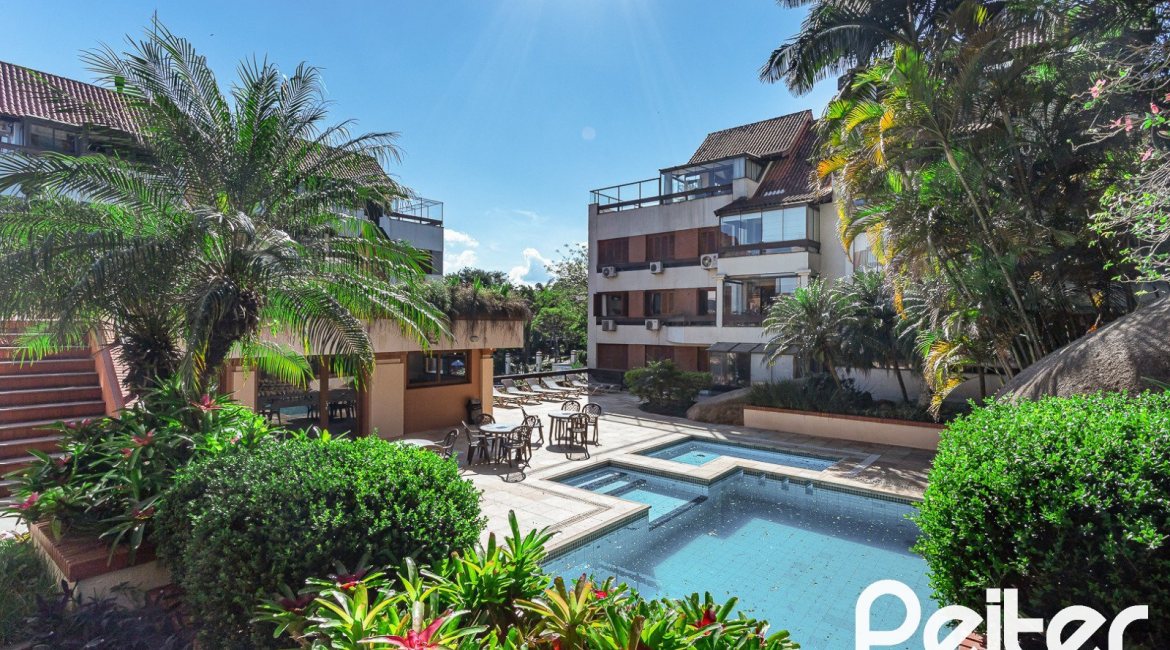 Apartamento à venda com 129m², 4 dormitórios, 1 suíte, 2 vagas, no bairro Ipanema em Porto Alegre