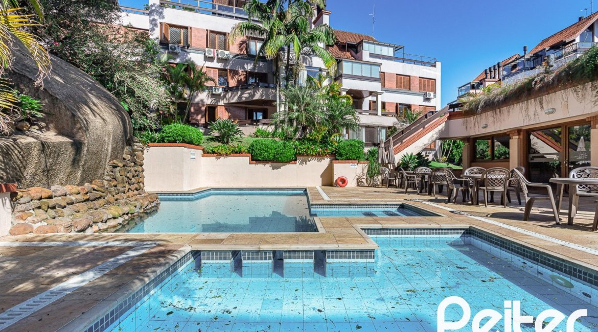 Apartamento à venda com 129m², 4 dormitórios, 1 suíte, 2 vagas, no bairro Ipanema em Porto Alegre