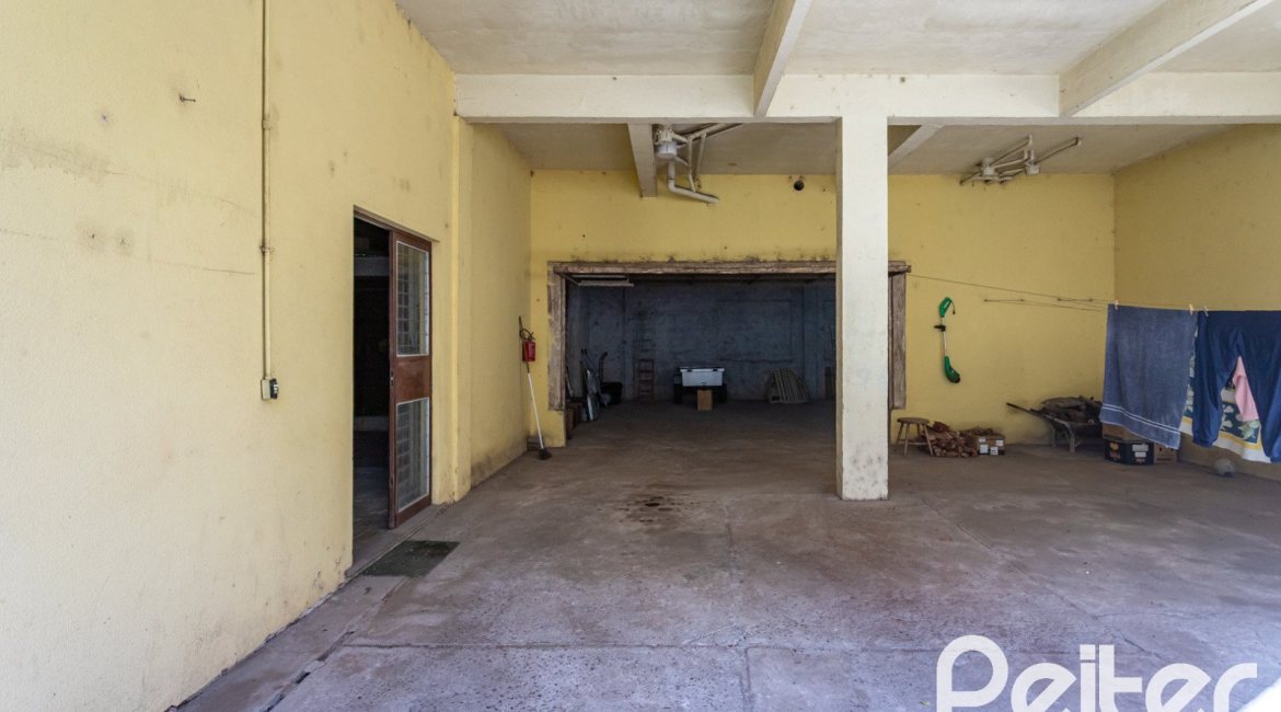 Casa à venda, 23 dormitórios, 20 vagas, no bairro Vila Conceição em Porto Alegre