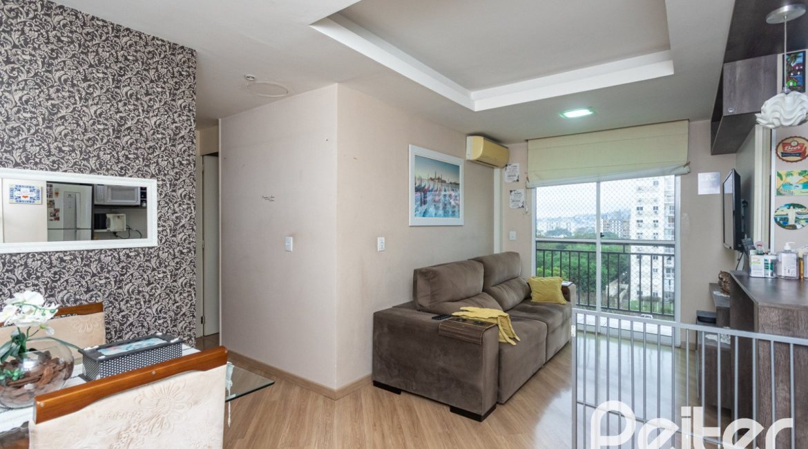 Apartamento à venda com 67m², 3 dormitórios, 1 suíte, 2 vagas, no bairro Tristeza em PORTO ALEGRE