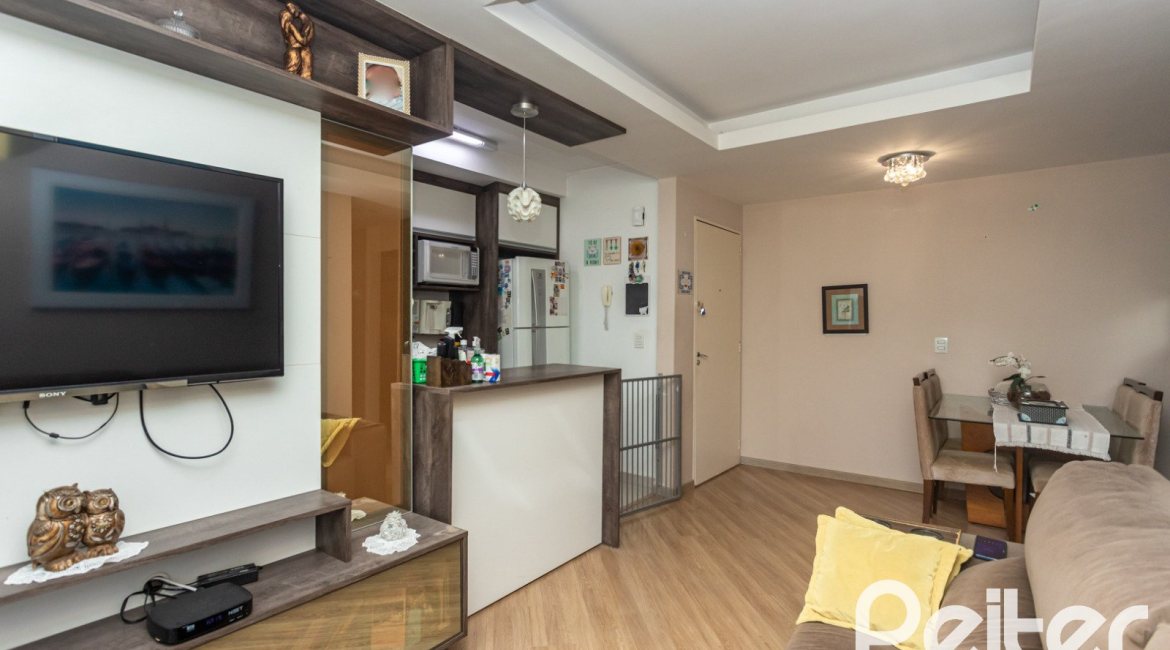 Apartamento à venda com 67m², 3 dormitórios, 1 suíte, 2 vagas, no bairro Tristeza em PORTO ALEGRE