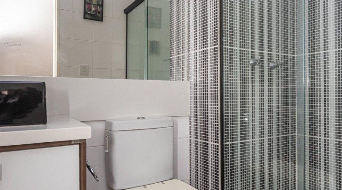 Apartamento à venda com 67m², 3 dormitórios, 1 suíte, 2 vagas, no bairro Tristeza em PORTO ALEGRE
