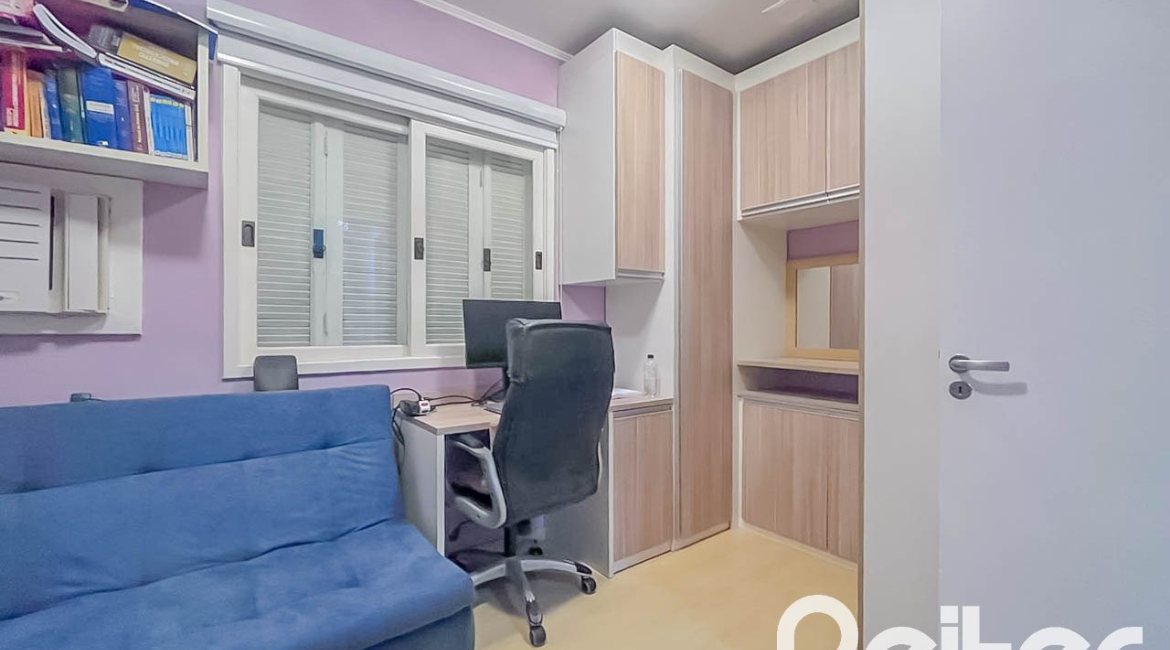 Casa em Condomínio à venda com 117m², 3 dormitórios, 1 suíte, 2 vagas, no bairro Vila Nova em PORTO ALEGRE