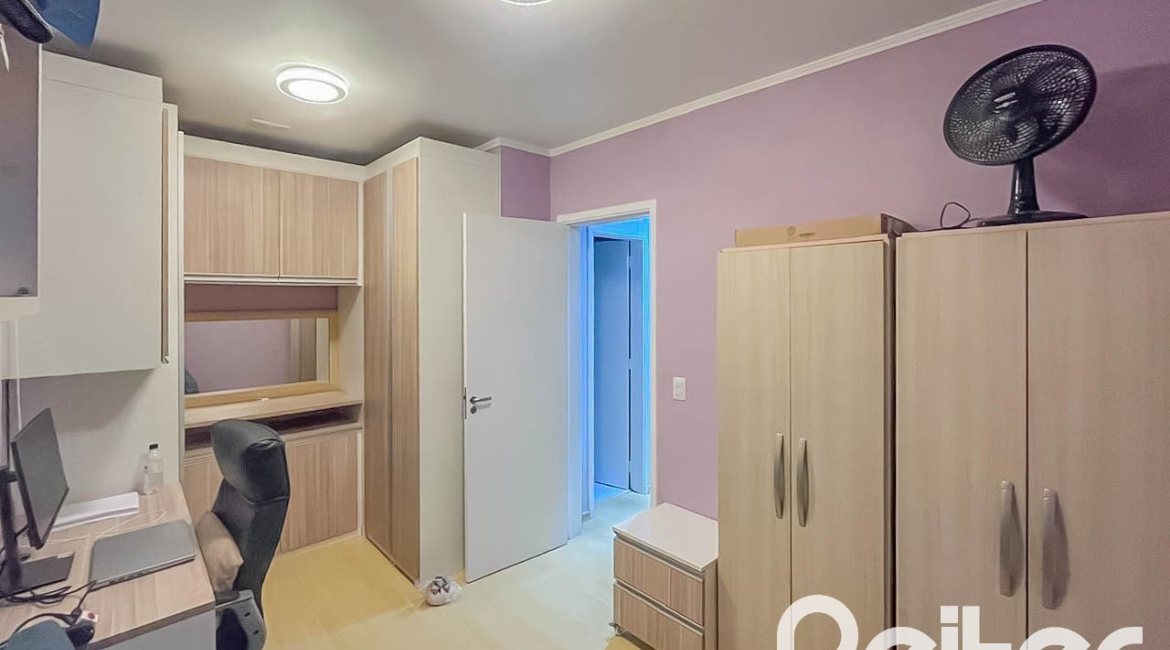 Casa em Condomínio à venda com 117m², 3 dormitórios, 1 suíte, 2 vagas, no bairro Vila Nova em PORTO ALEGRE