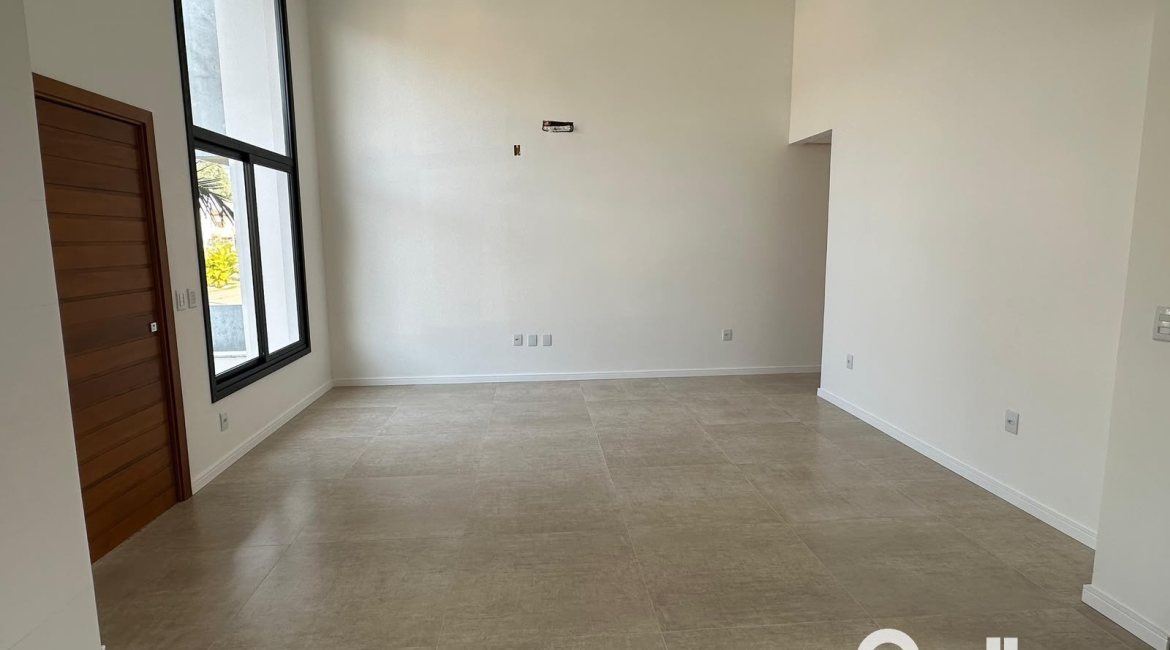 Casa em Condomínio à venda com 95m², 3 dormitórios, 1 suíte, 1 vaga, no bairro Hípica em Porto Alegre