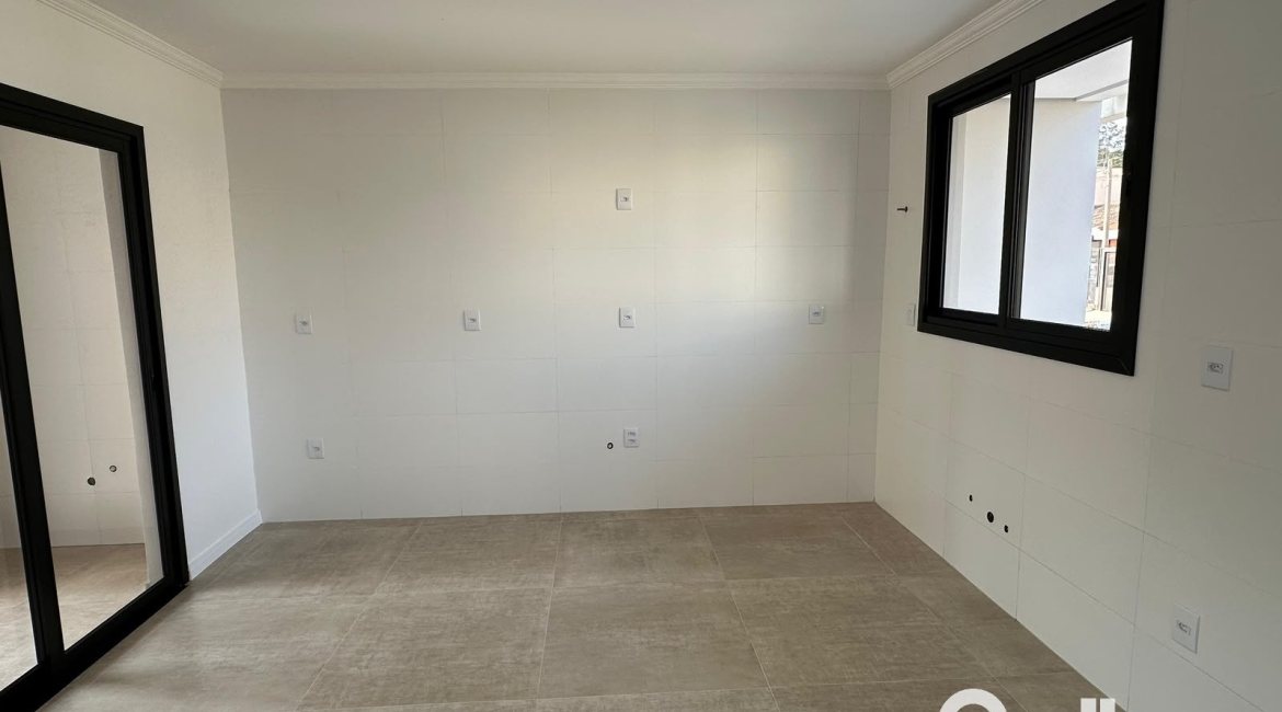 Casa em Condomínio à venda com 95m², 3 dormitórios, 1 suíte, 1 vaga, no bairro Hípica em Porto Alegre