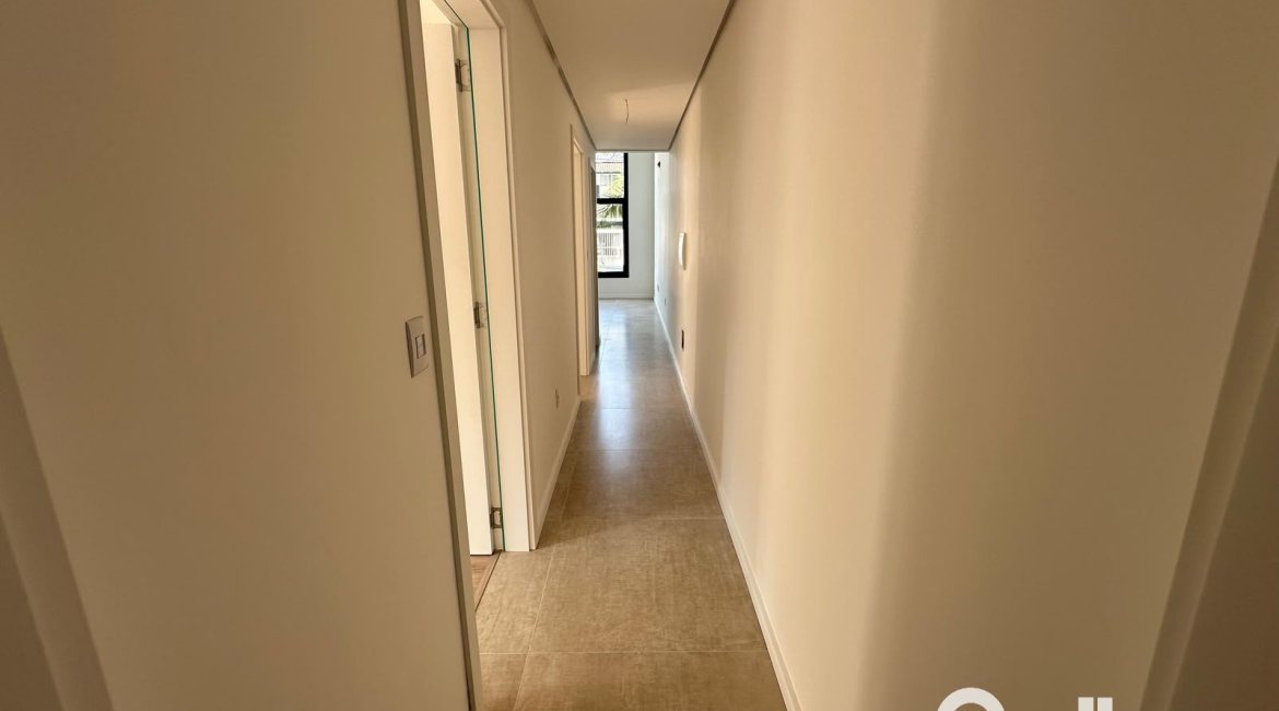 Casa em Condomínio à venda com 95m², 3 dormitórios, 1 suíte, 1 vaga, no bairro Hípica em Porto Alegre
