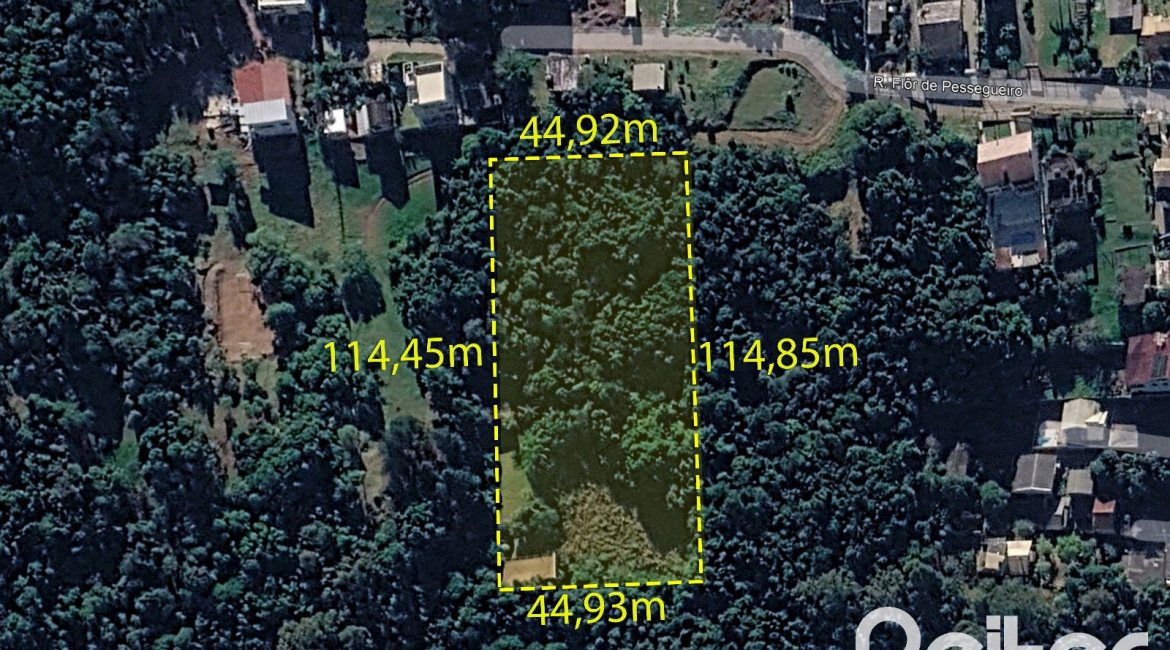 Terreno à venda, no bairro Vila Nova em Porto Alegre