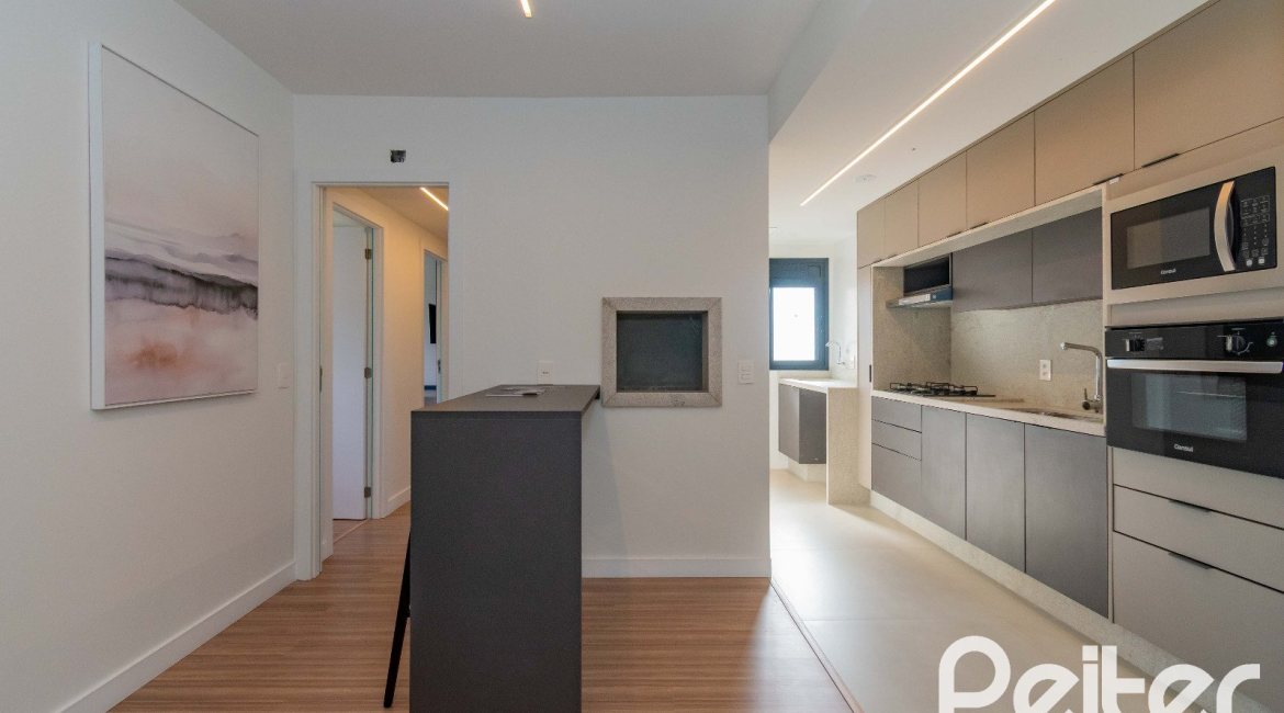 Apartamento à venda com 82m², 3 dormitórios, 1 suíte, 2 vagas, no bairro Tristeza em Porto Alegre