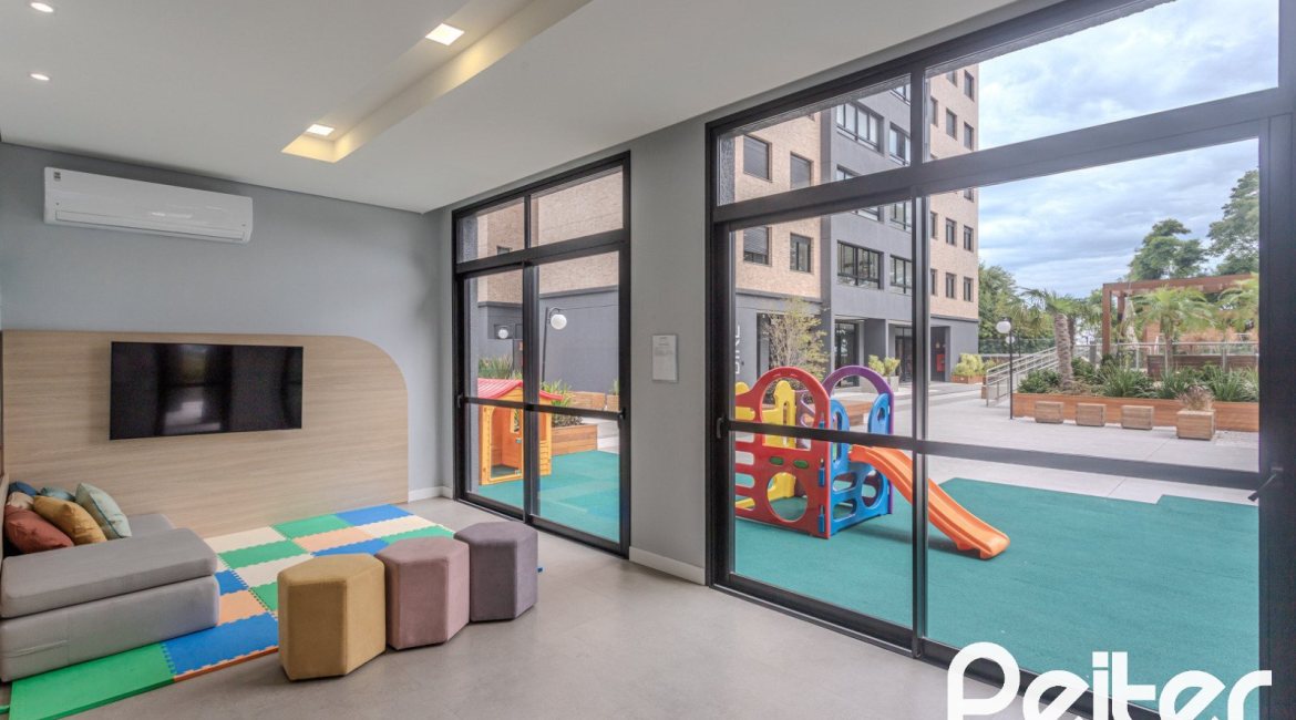 Apartamento à venda com 82m², 3 dormitórios, 1 suíte, 2 vagas, no bairro Tristeza em Porto Alegre