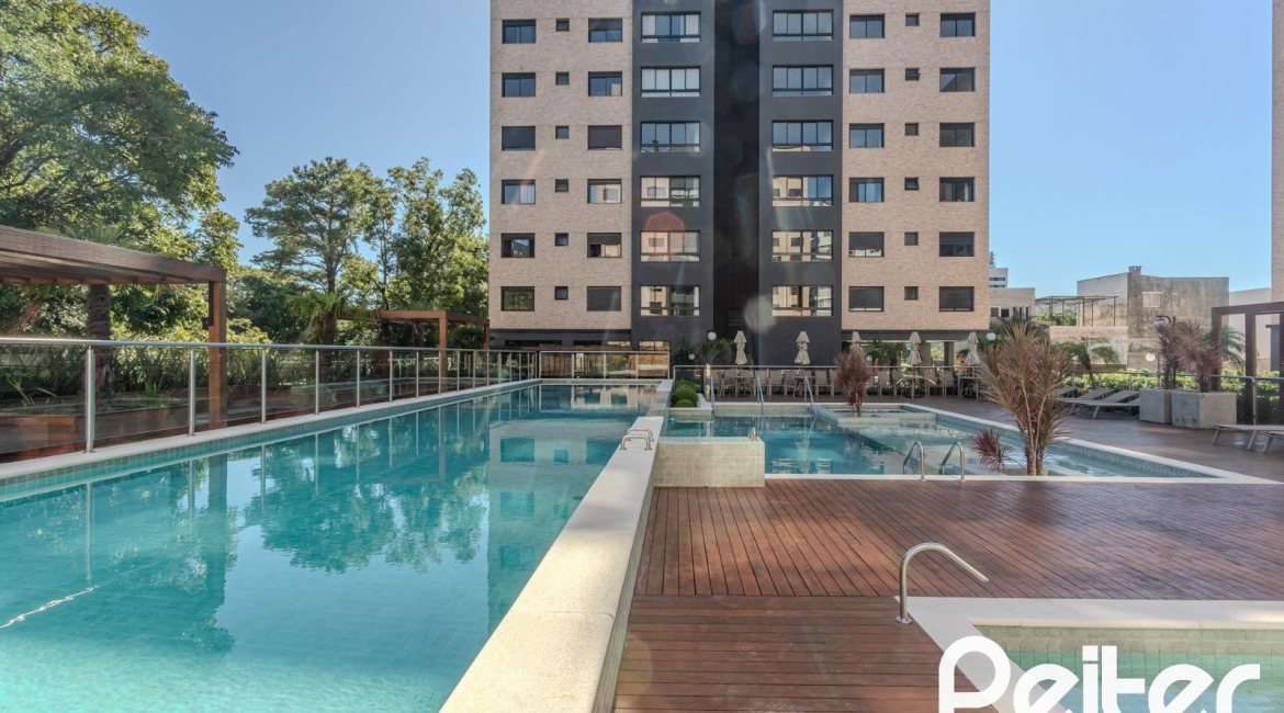 Apartamento à venda com 82m², 3 dormitórios, 1 suíte, 2 vagas, no bairro Tristeza em Porto Alegre