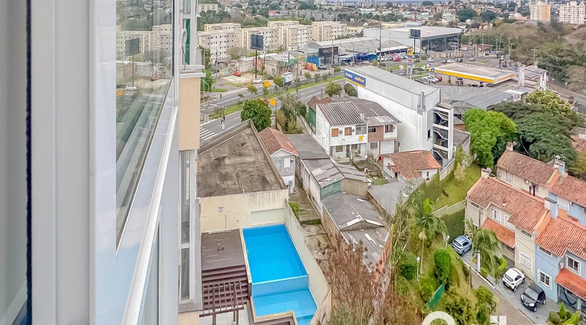 Apartamento à venda com 42m², 2 dormitórios, 1 vaga, no bairro Cavalhada em Porto Alegre