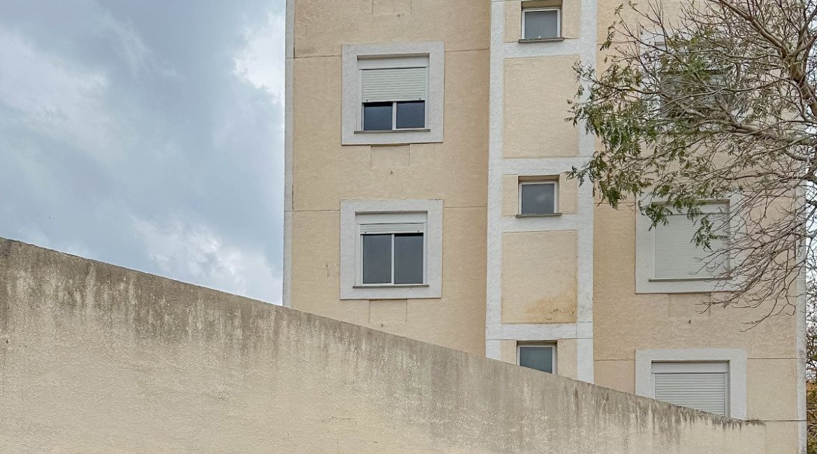 Apartamento à venda com 42m², 2 dormitórios, 1 vaga, no bairro Cavalhada em Porto Alegre