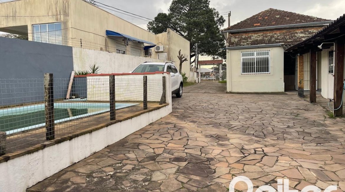 Terreno à venda com 572m², no bairro Vila Nova em Porto Alegre