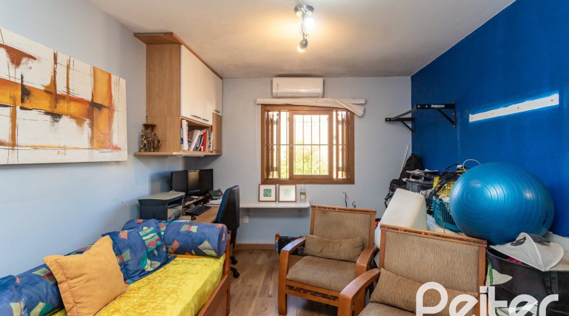 Casa em Condomínio à venda com 257m², 4 dormitórios, 4 suítes, 3 vagas, no bairro Tristeza em Porto Alegre