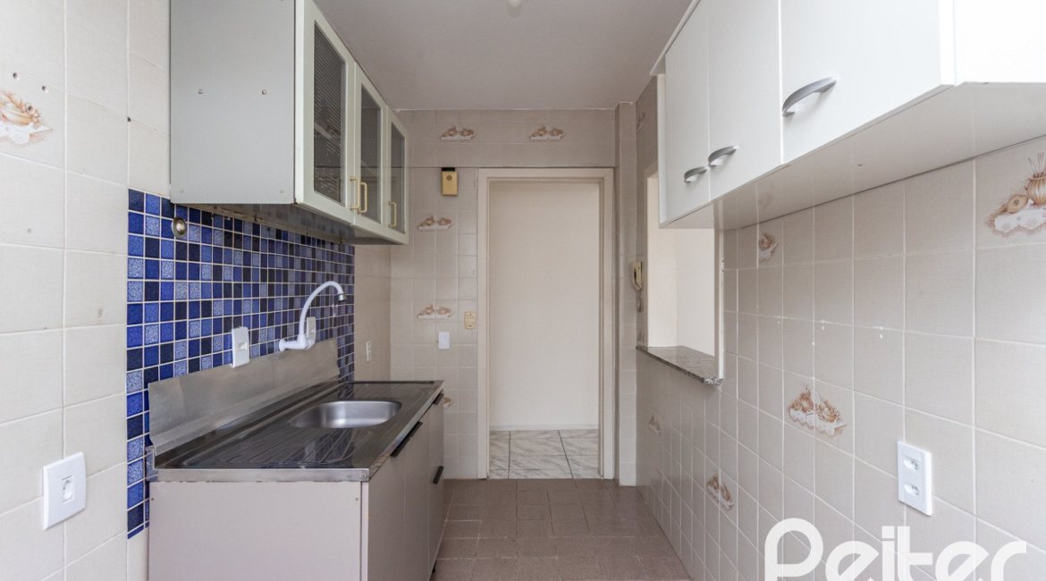 Apartamento à venda com 56m², 2 dormitórios, no bairro Tristeza em Porto Alegre