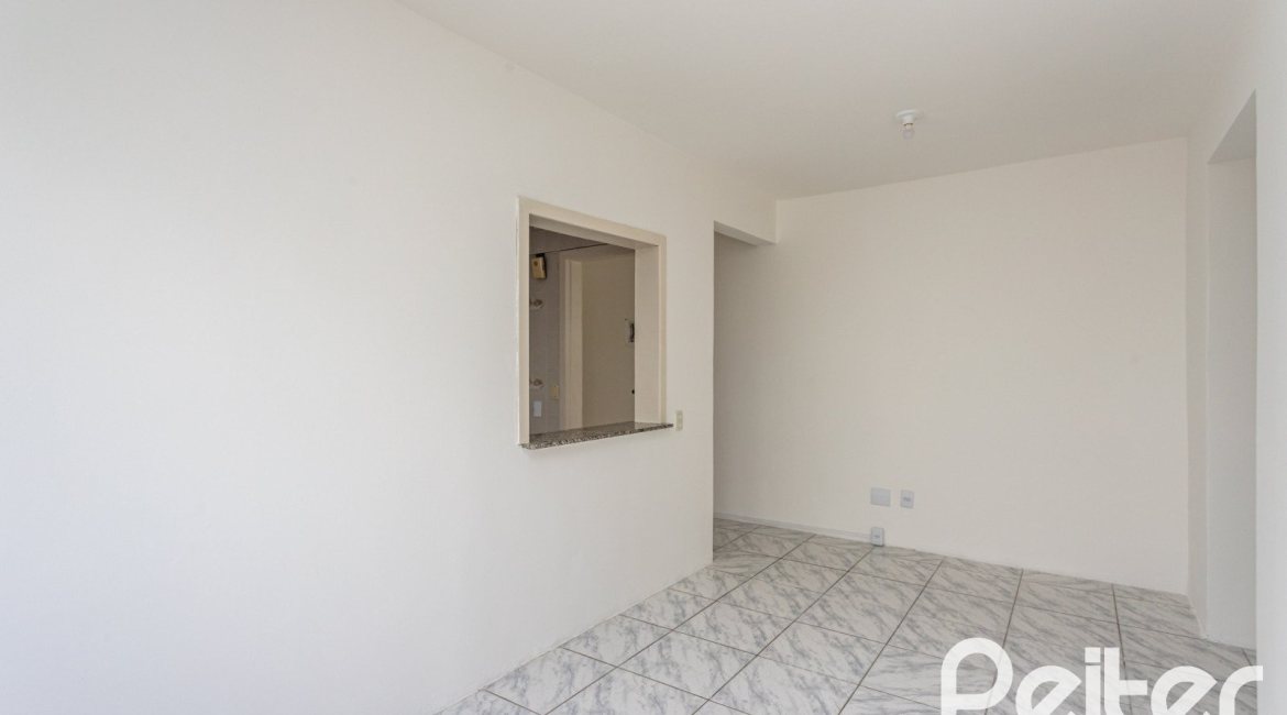 Apartamento à venda com 56m², 2 dormitórios, no bairro Tristeza em Porto Alegre