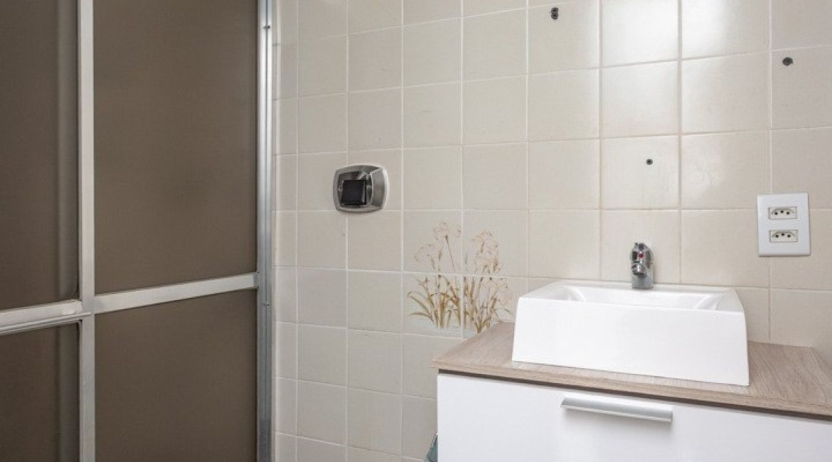 Apartamento à venda com 56m², 2 dormitórios, no bairro Tristeza em Porto Alegre