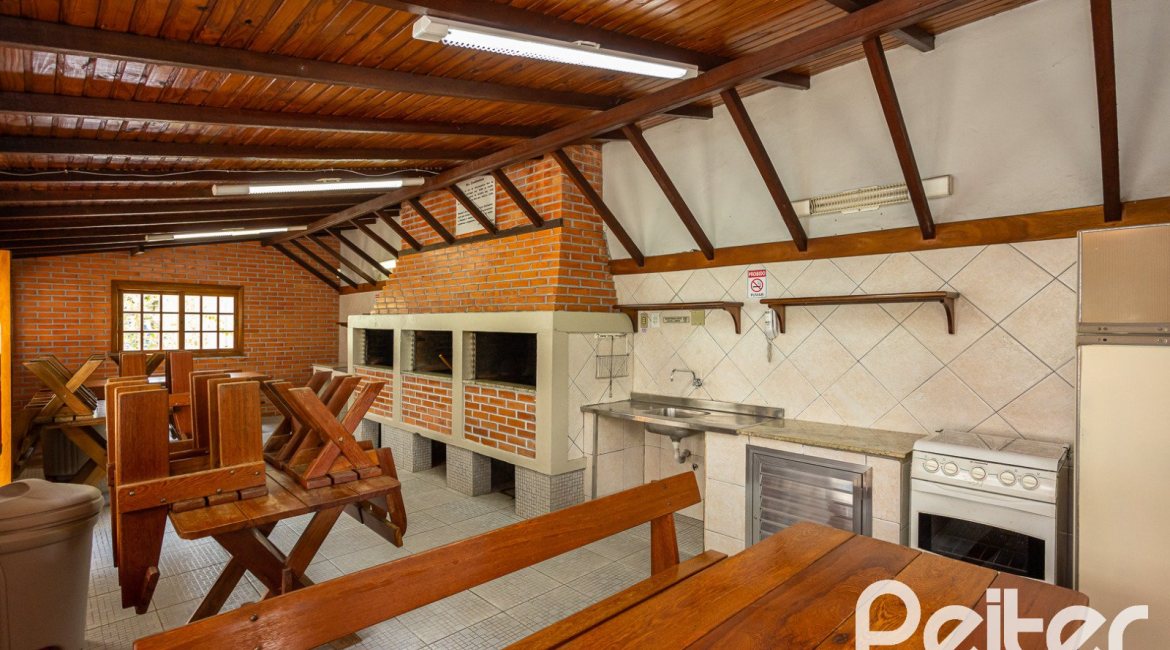 Apartamento à venda com 56m², 2 dormitórios, no bairro Tristeza em Porto Alegre