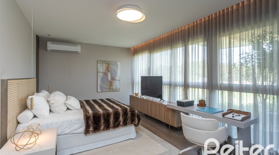 Apartamento à venda com 176m², 4 dormitórios, 4 suítes, 3 vagas, no bairro Golden Lake em Porto Alegre