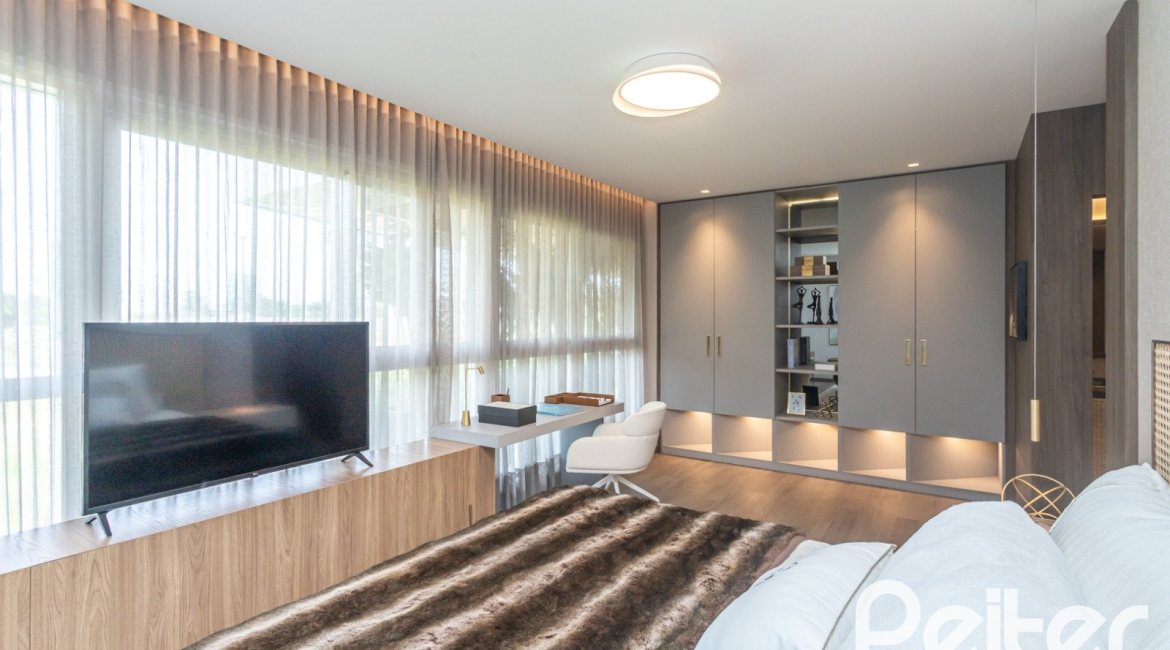 Apartamento à venda com 176m², 4 dormitórios, 4 suítes, 3 vagas, no bairro Golden Lake em Porto Alegre