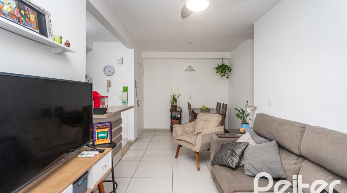 Apartamento à venda com 67m², 3 dormitórios, 1 suíte, 2 vagas, no bairro Tristeza em PORTO ALEGRE
