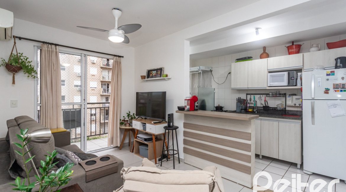 Apartamento à venda com 67m², 3 dormitórios, 1 suíte, 2 vagas, no bairro Tristeza em PORTO ALEGRE