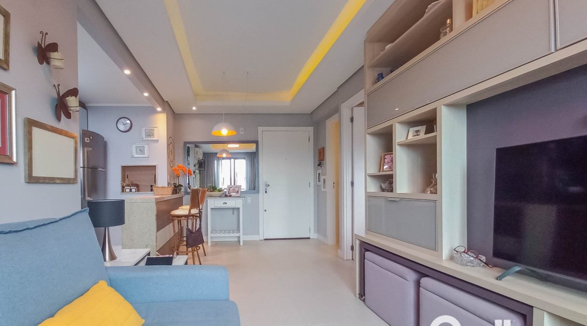 Apartamento à venda com 40m², 1 dormitório, 1 suíte, 1 vaga, no bairro Cristal em PORTO ALEGRE