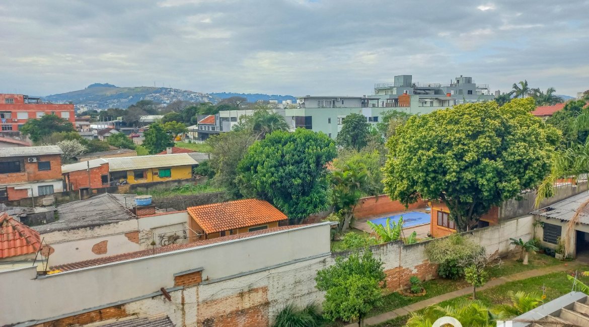 Apartamento à venda com 40m², 1 dormitório, 1 suíte, 1 vaga, no bairro Cristal em PORTO ALEGRE