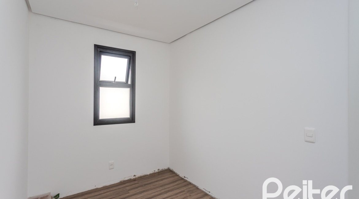 Casa em Condomínio à venda com 150m², 3 dormitórios, 3 suítes, 2 vagas, no bairro Ipanema em Porto Alegre