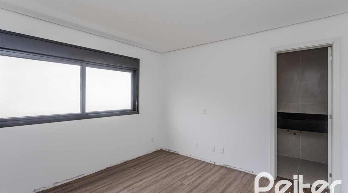 Casa em Condomínio à venda com 150m², 3 dormitórios, 3 suítes, 2 vagas, no bairro Ipanema em Porto Alegre