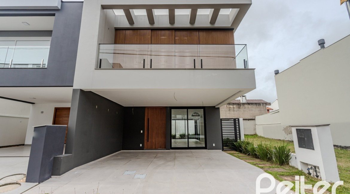 Casa em Condomínio à venda com 150m², 3 dormitórios, 3 suítes, 2 vagas, no bairro Ipanema em Porto Alegre