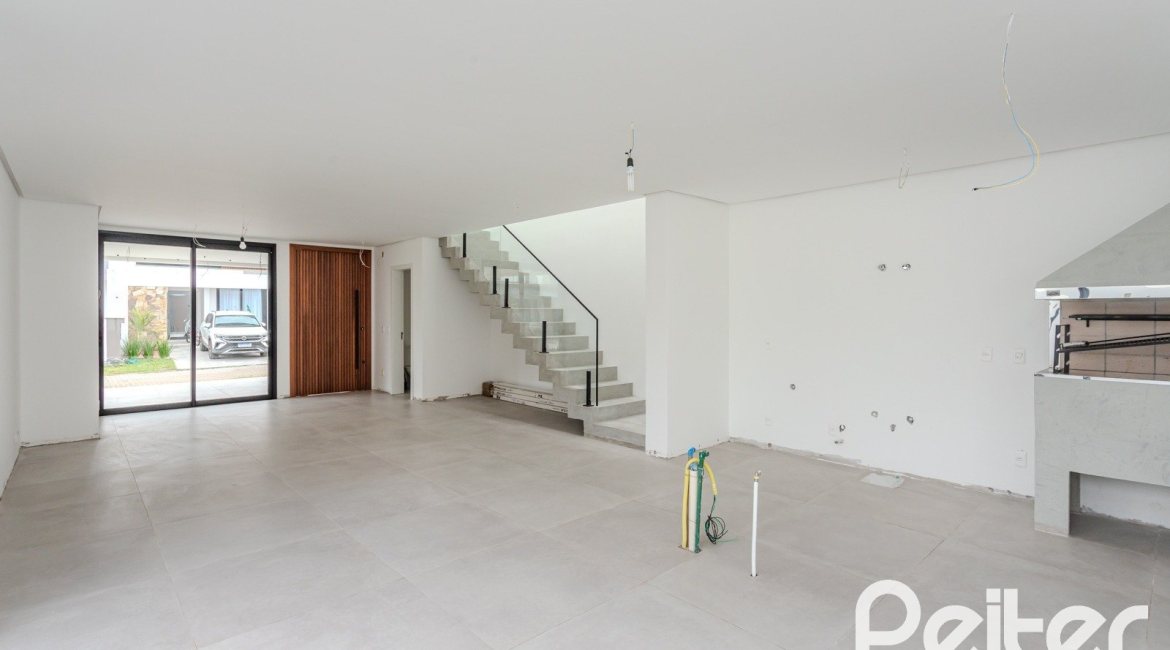 Casa em Condomínio à venda com 150m², 3 dormitórios, 3 suítes, 2 vagas, no bairro Ipanema em Porto Alegre