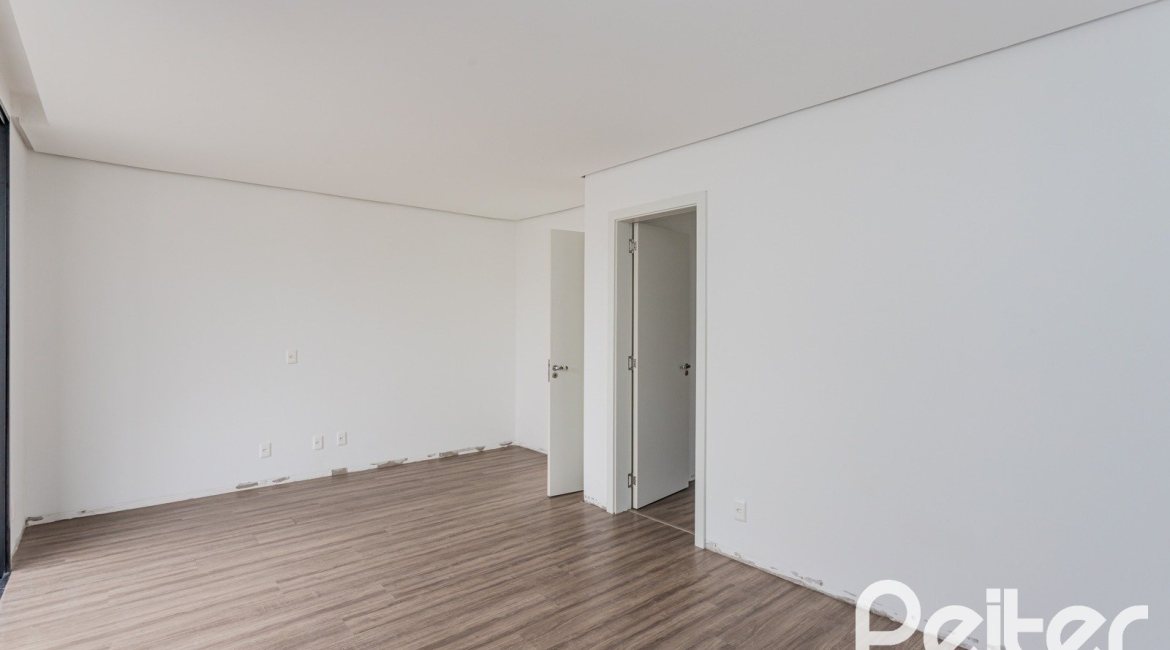 Casa em Condomínio à venda com 150m², 3 dormitórios, 3 suítes, 2 vagas, no bairro Ipanema em Porto Alegre