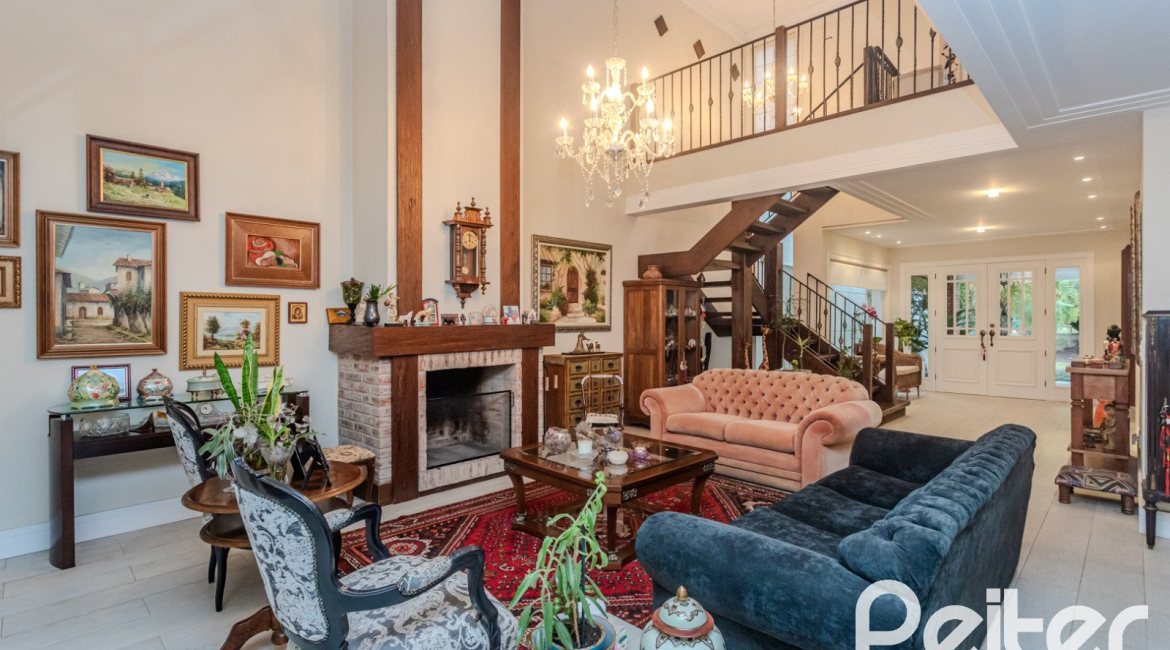Casa em Condomínio à venda com 296m², 3 dormitórios, 1 suíte, 4 vagas, no bairro Terra Ville em PORTO ALEGRE