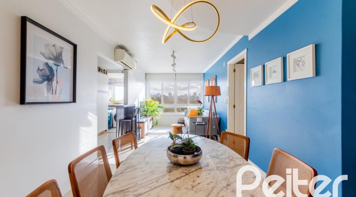 Apartamento à venda com 87m², 3 dormitórios, 1 suíte, 1 vaga, no bairro Jardim Botânico em Porto Alegre
