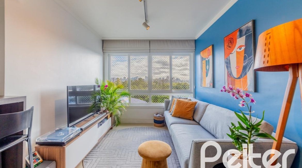 Apartamento à venda com 87m², 3 dormitórios, 1 suíte, 1 vaga, no bairro Jardim Botânico em Porto Alegre