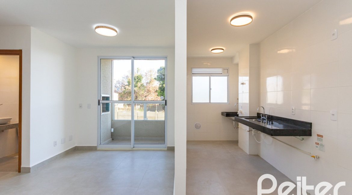 Apartamento à venda com 54m², 2 dormitórios, 1 suíte, 1 vaga, no bairro Camaquã em Porto Alegre
