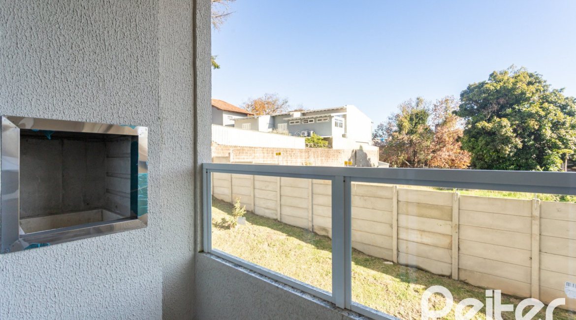 Apartamento à venda com 54m², 2 dormitórios, 1 suíte, 1 vaga, no bairro Camaquã em Porto Alegre