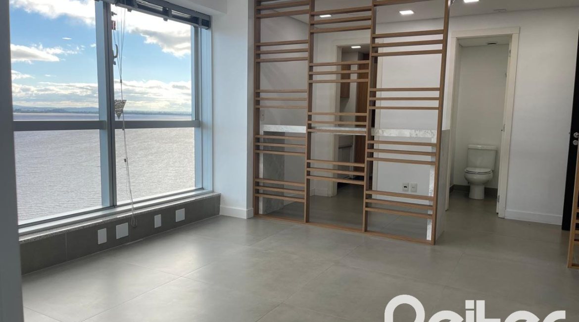 Comercial à venda com 40m², 1 vaga, no bairro Cristal em Porto Alegre