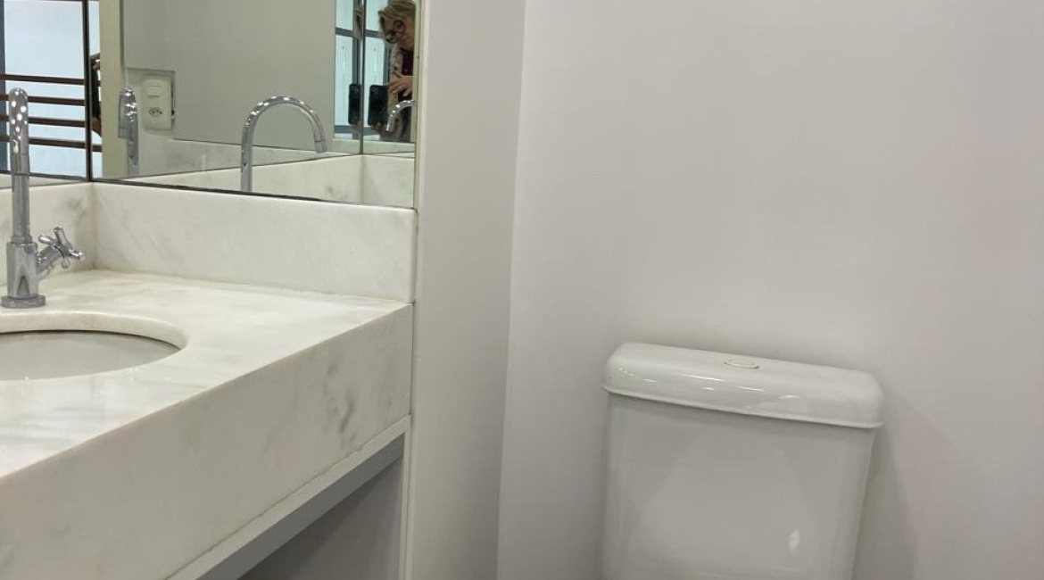 Comercial à venda com 40m², 1 vaga, no bairro Cristal em Porto Alegre