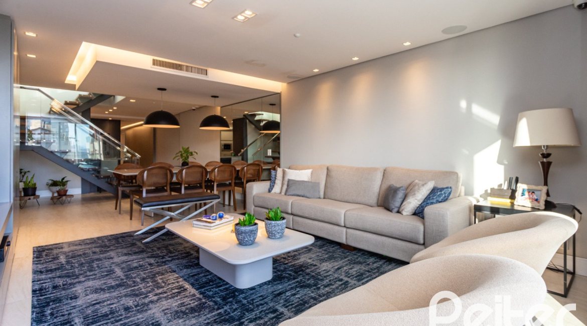 Cobertura à venda com 368m², 3 dormitórios, 3 suítes, 5 vagas, no bairro Tristeza em PORTO ALEGRE