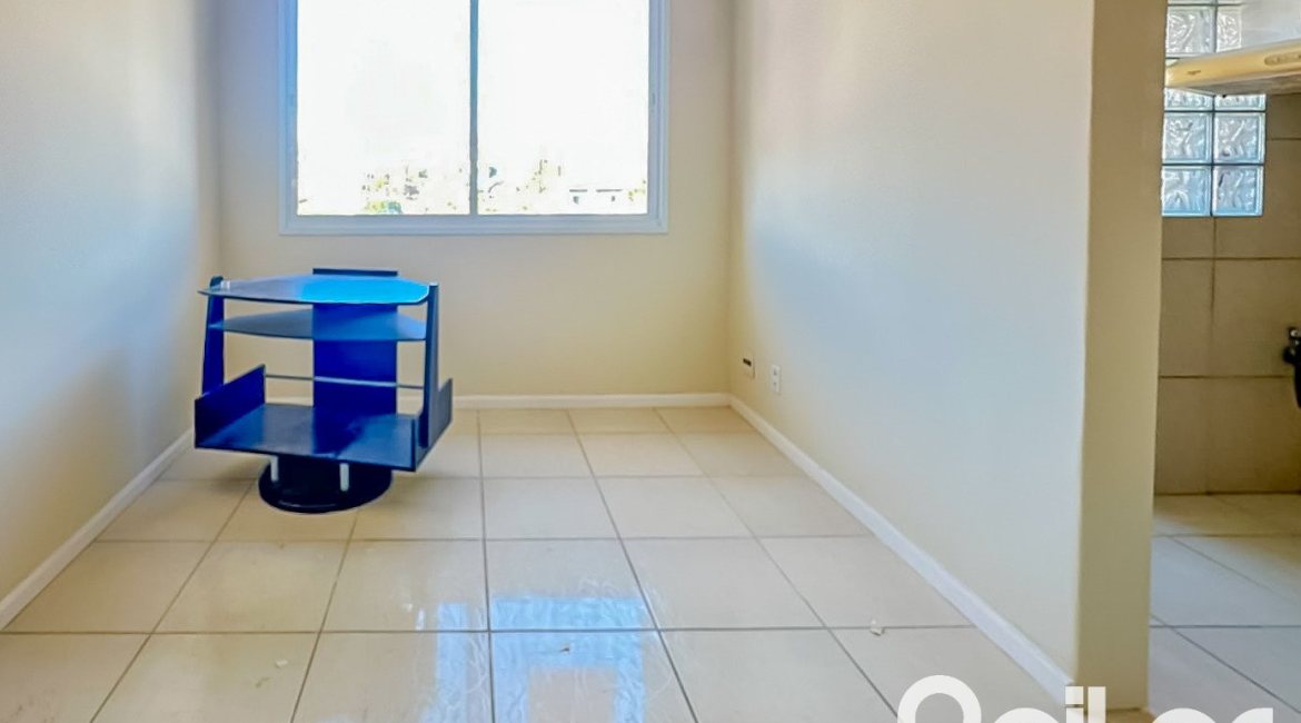 Apartamento à venda com 56m², 2 dormitórios, no bairro Cristal em Porto Alegre