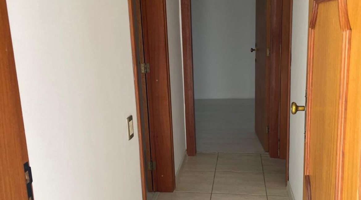 Apartamento à venda com 63m², 2 dormitórios, no bairro Tristeza em Porto Alegre