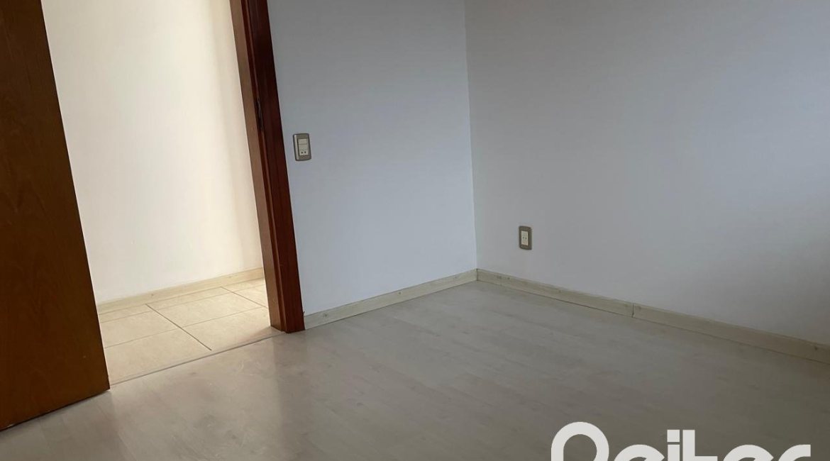 Apartamento à venda com 63m², 2 dormitórios, no bairro Tristeza em Porto Alegre