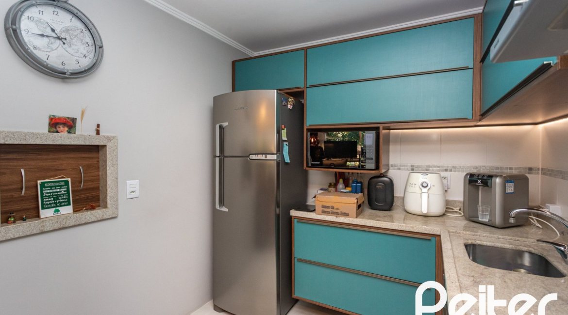 Apartamento à venda com 53m², 1 dormitório, 1 suíte, 1 vaga, no bairro Cristal em PORTO ALEGRE