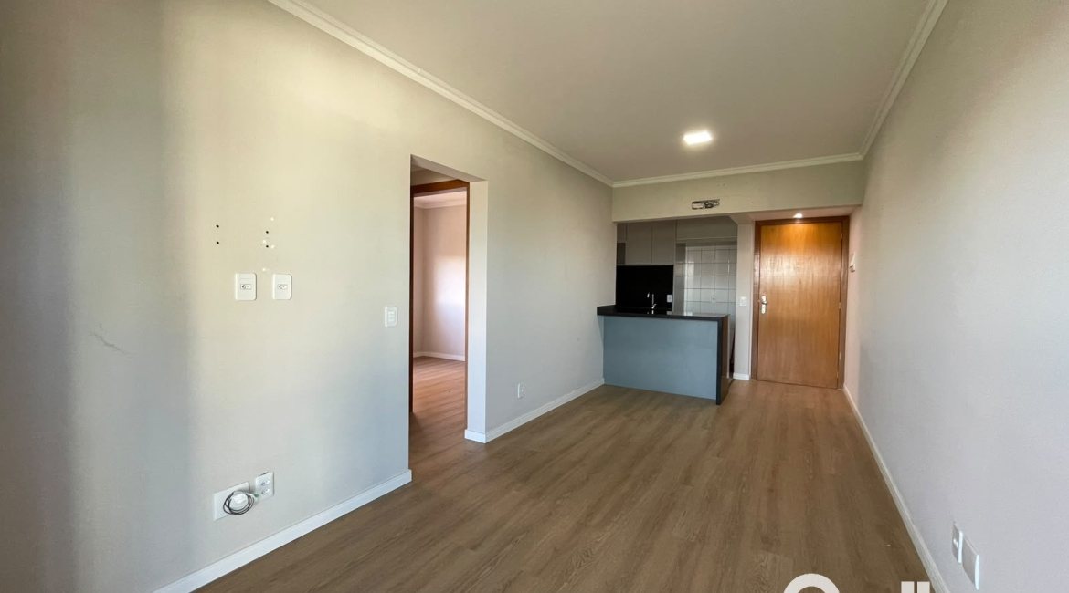 Apartamento à venda com 59m², 2 dormitórios, 1 vaga, no bairro Cavalhada em Porto Alegre