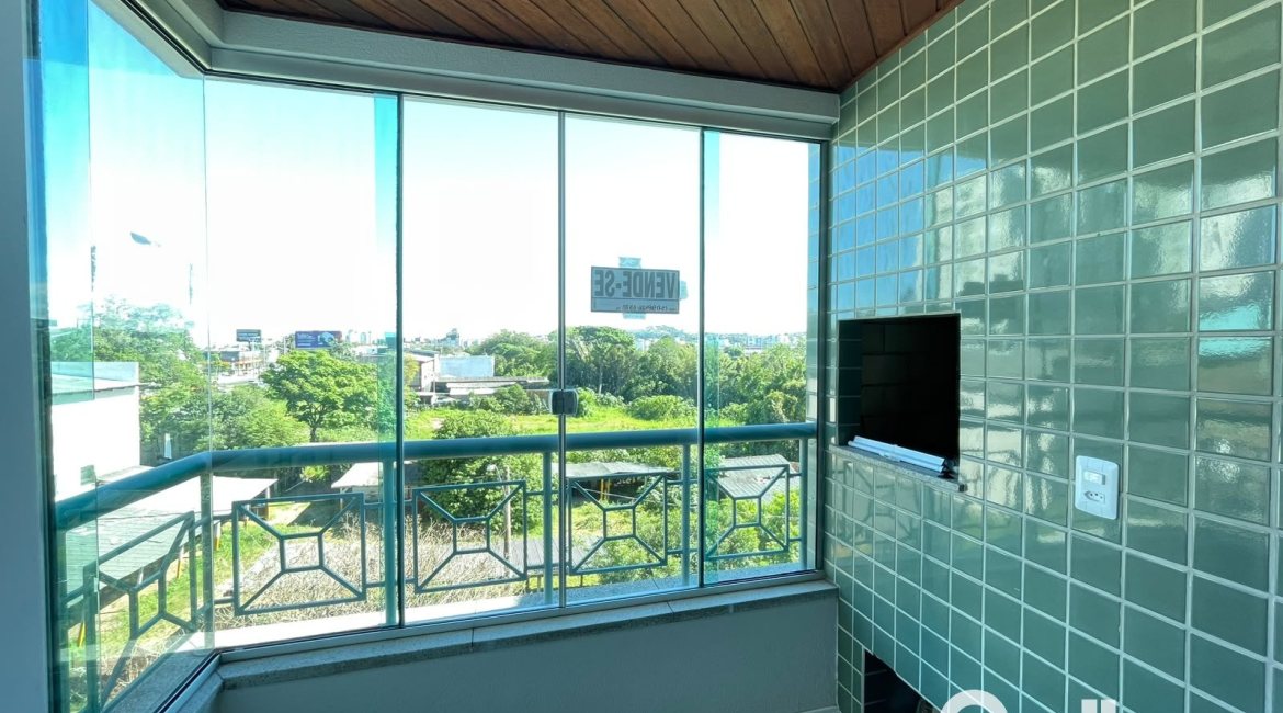 Apartamento à venda com 59m², 2 dormitórios, 1 vaga, no bairro Cavalhada em Porto Alegre