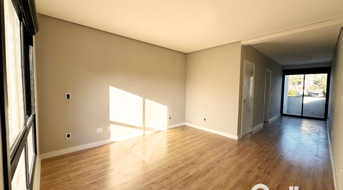 Casa em Condomínio à venda com 140m², 3 dormitórios, 3 suítes, 2 vagas, no bairro Tristeza em Porto Alegre