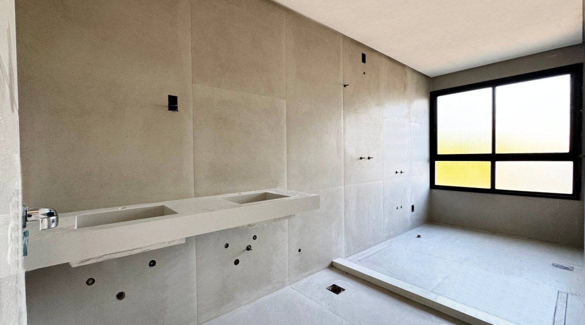 Casa em Condomínio à venda com 140m², 3 dormitórios, 3 suítes, 2 vagas, no bairro Tristeza em Porto Alegre